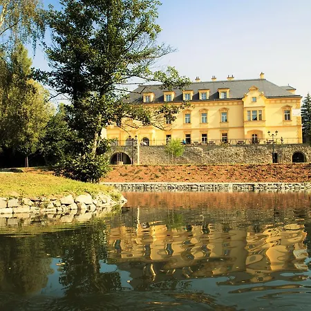 Zámecký Klein 4*